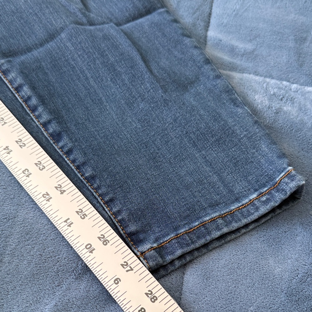 Judy Blue Pull-on Jeans - Picture 4 of 7